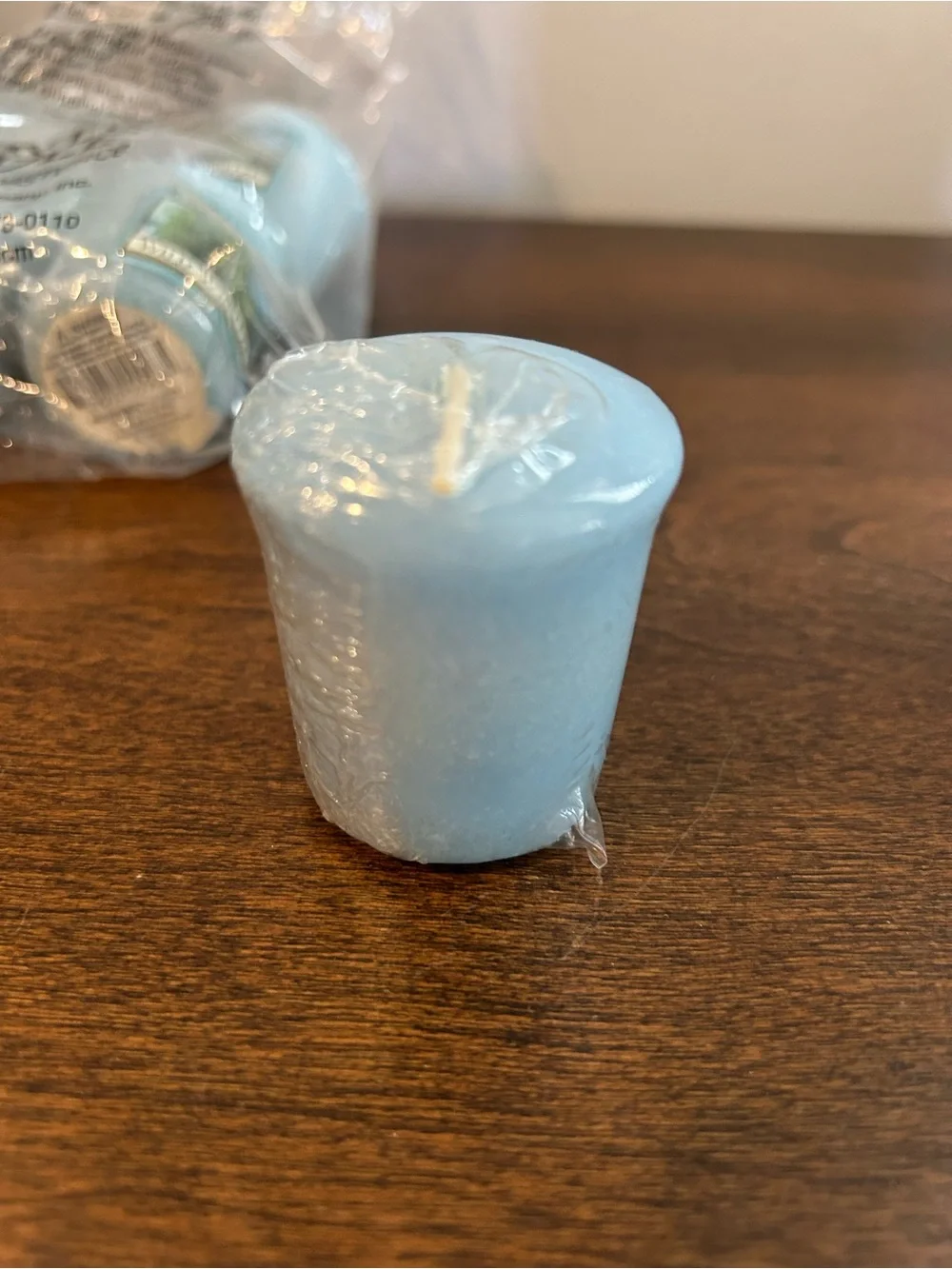 Lot of 6 “Willow Breeze” Scent Votive Candles by Yankee Candles are New & Sealed